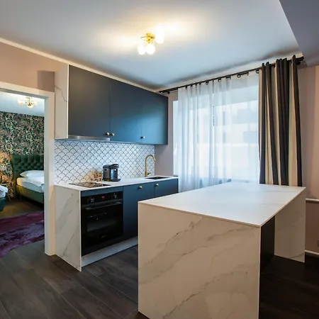 Deluxe 2bedroom Frankfurt Westend Apartment